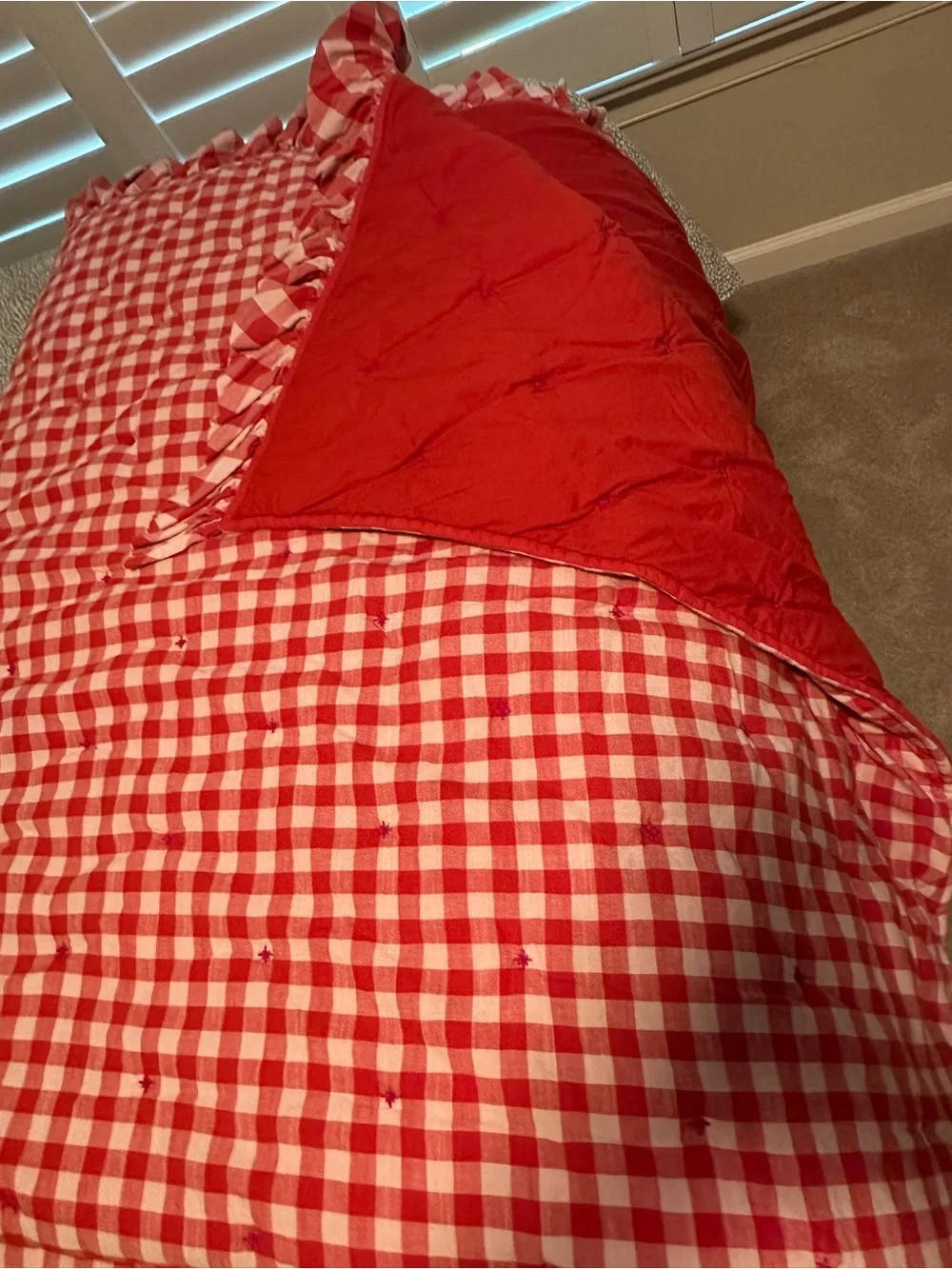 Gingham Ruffled Yarn-Dyed Cotton Quilt - Red